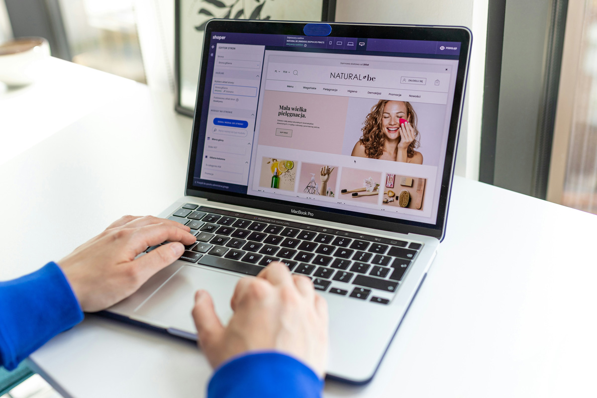 E-Commerce Titans Shift Gear with Semi and Full Management Services: A Game Changer for Online Sellers